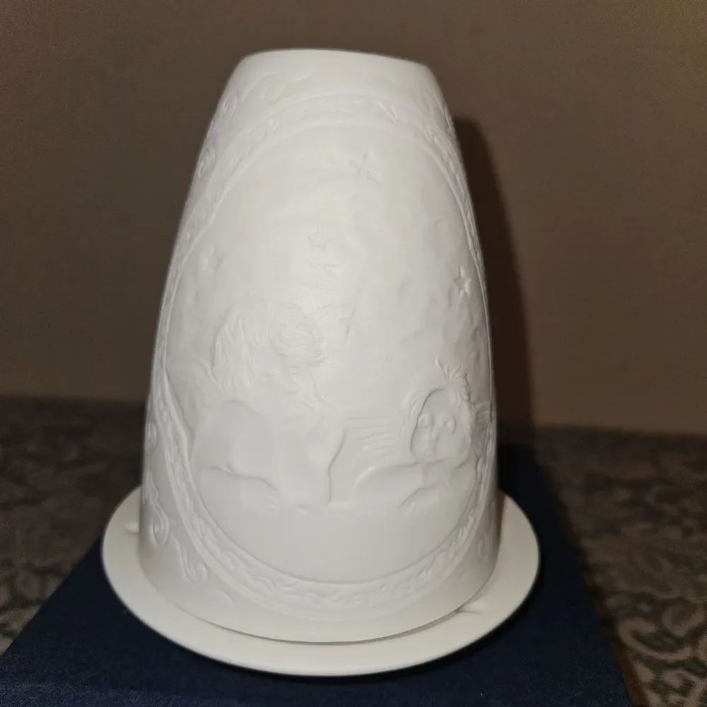Sorelle Fine Porcelain Votive Tea Light Candle Holder with a Christmas Scene